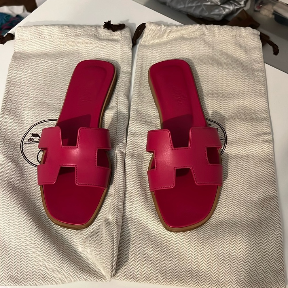 Hermes oran sandals